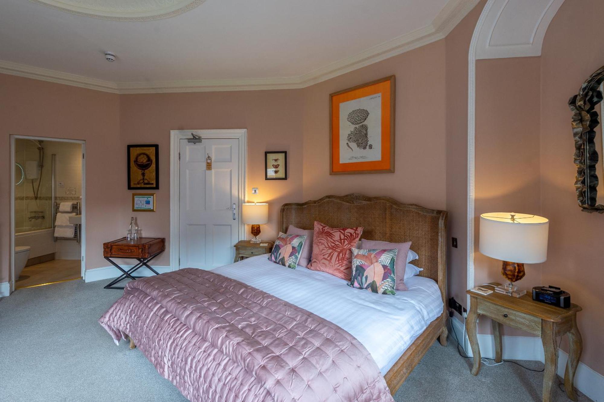 Bed and Breakfast Darwin'S Townhouse Shrewsbury Zimmer foto A bedroom at the hotel