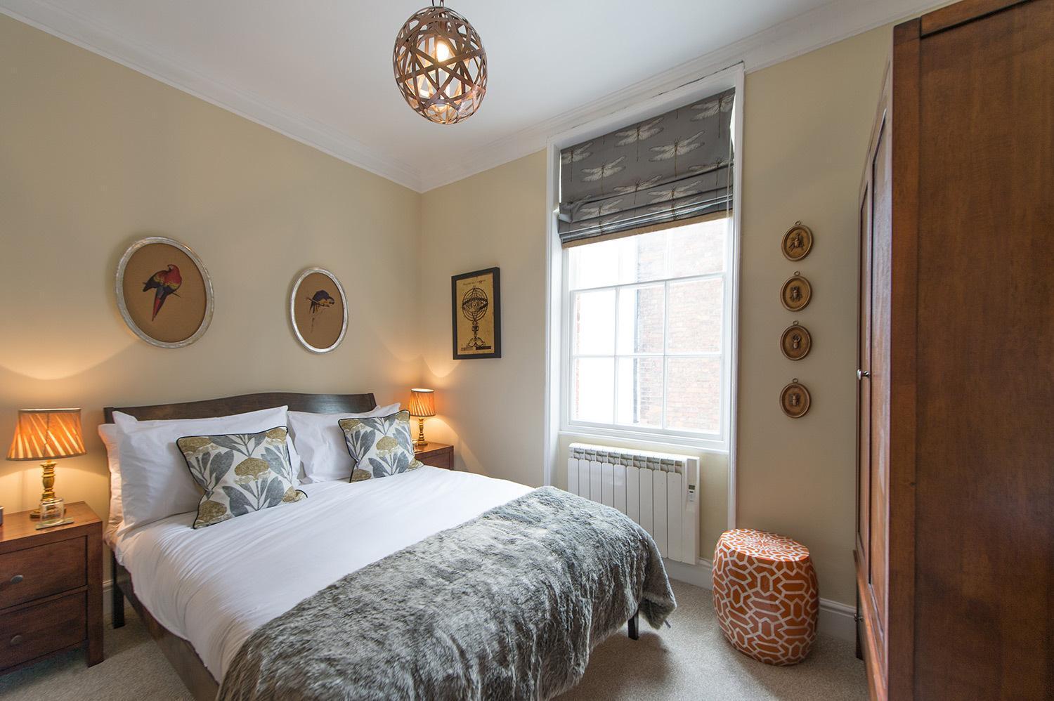 Bed and Breakfast Darwin'S Townhouse Shrewsbury Zimmer foto A bedroom at the hotel